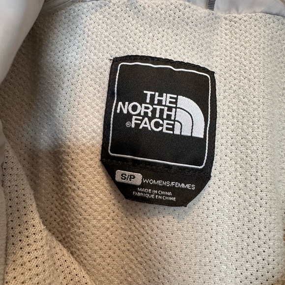 North Face Women’s Resolve II Hyvent Hooded Parka Jacket size Small in green - Picture 9 of 9